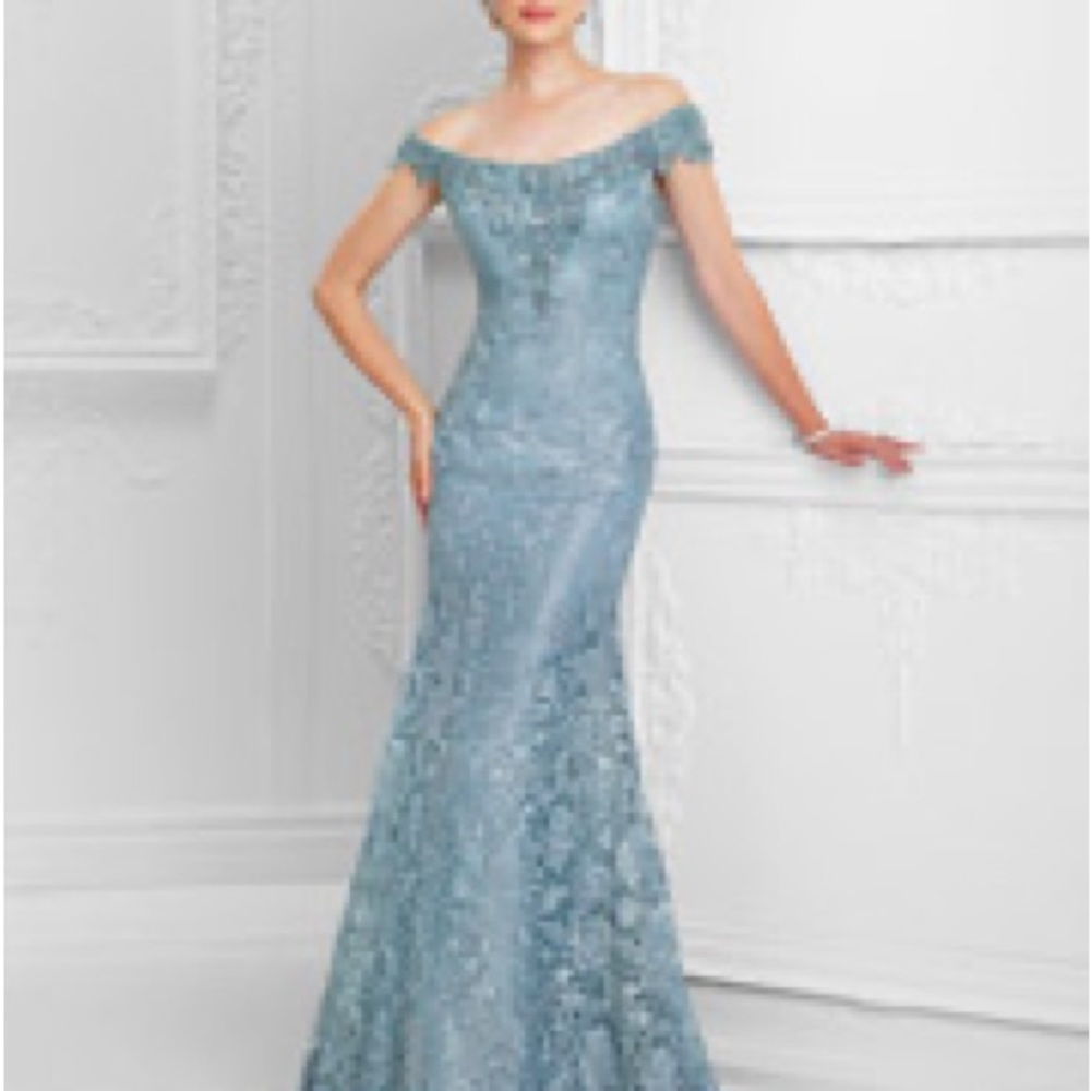 Ivonne D blue MOB gown